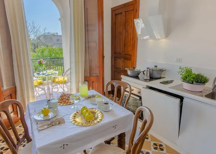 La Casa Di Lucrezia Lägenhet *